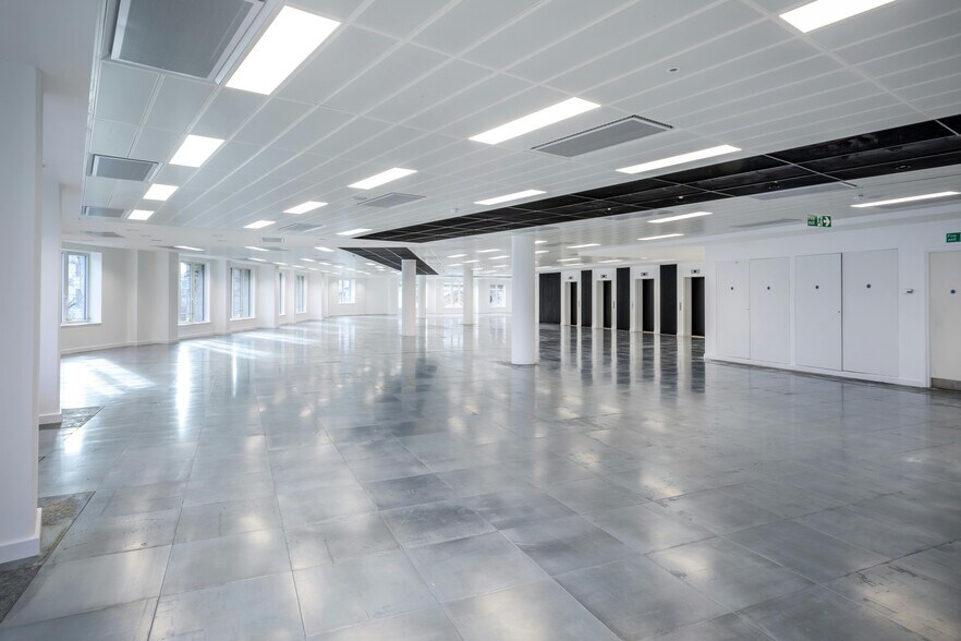 More Photos Of 1 Kingsway, London Office For Lease