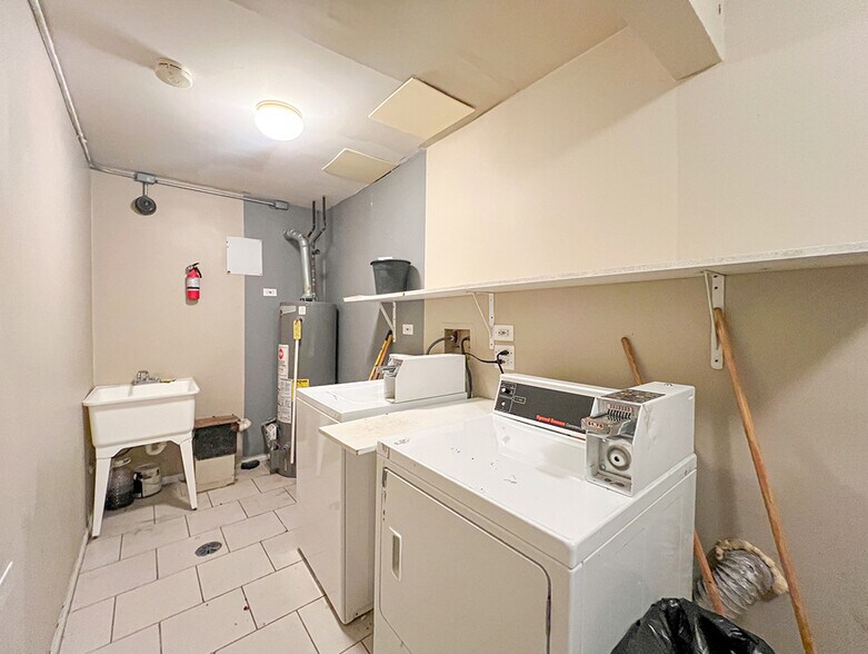 More Photos Of 5617 S Michigan Ave, Chicago Apartments For Sale