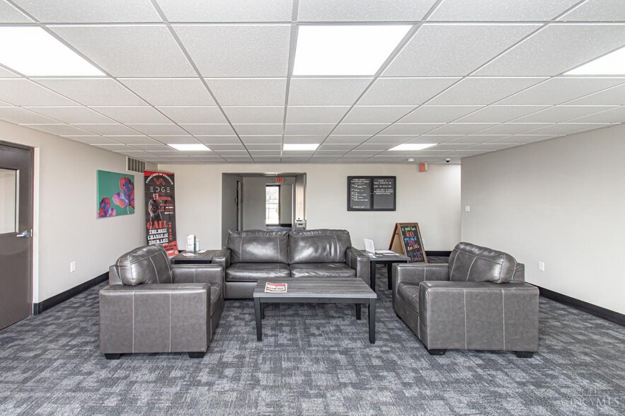More Photos Of 200 Eaton Lewisburg Rd, Eaton Medical For Lease