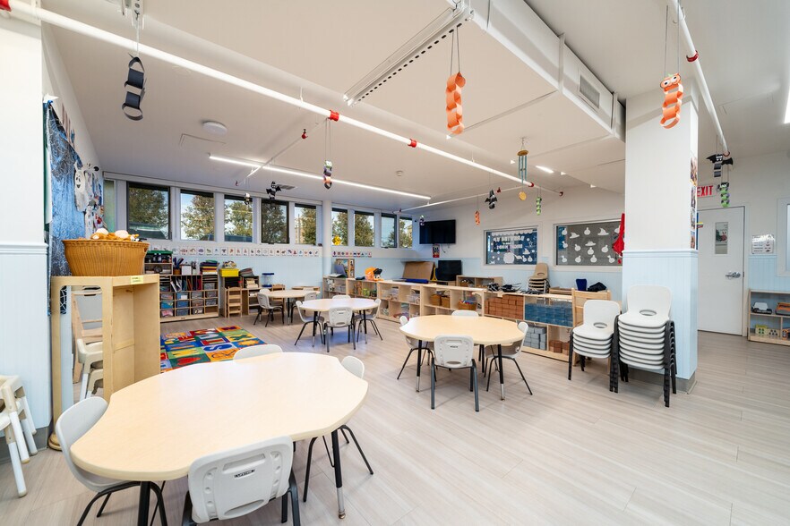 More Photos Of 2000 West St, Union City Office Residential For Sale