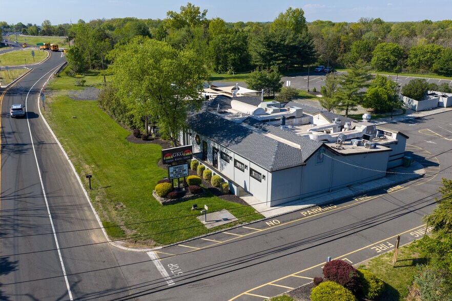 More Photos Of 645 Us Highway 202/206, Bridgewater General Retail For Sale