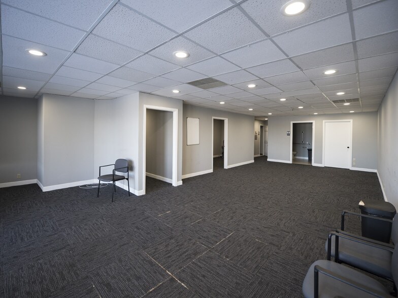 More Photos Of 8045 L St, Omaha Loft Creative Space For Sale