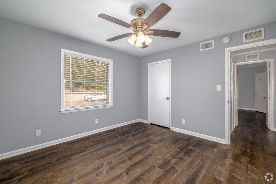 More Photos Of 3057 Pharr Court North Ct NW, Atlanta Apartments For Sale