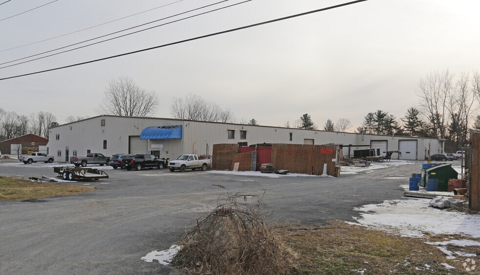 More Photos Of 22 Park Rd, Kingsbury Warehouse For Sale