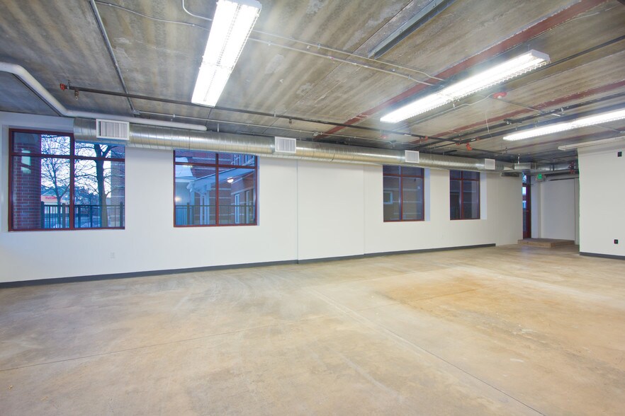 More Photos Of 2034 Pearl St, Boulder Storefront Retail Residential For Sale