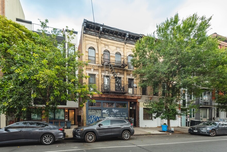 More Photos Of 733 Dekalb Ave, Brooklyn Multifamily For Sale