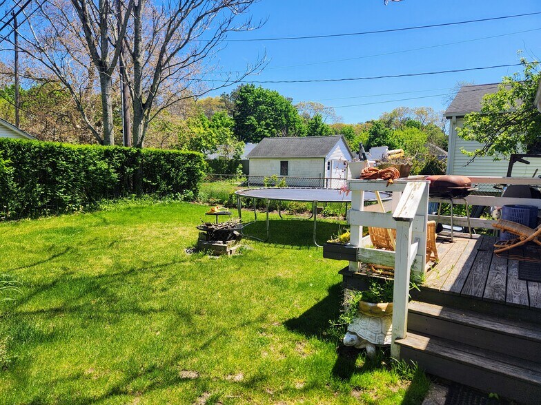 More Photos Of 90 Old Quogue Rd, Riverhead Apartments For Sale