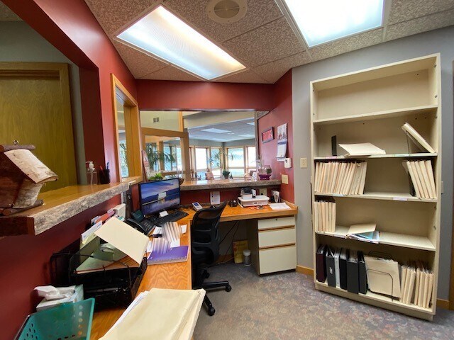 More Photos Of 3125 Main St, Stevens Point Office For Sale
