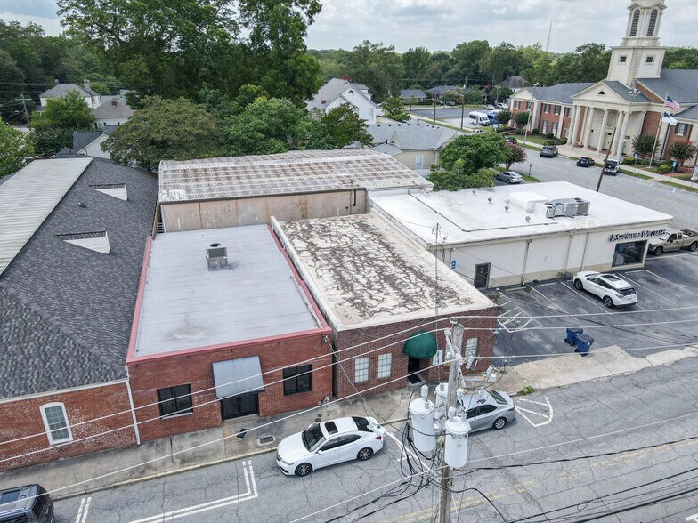 More Photos Of 14 Brown St, Newnan Office For Sale