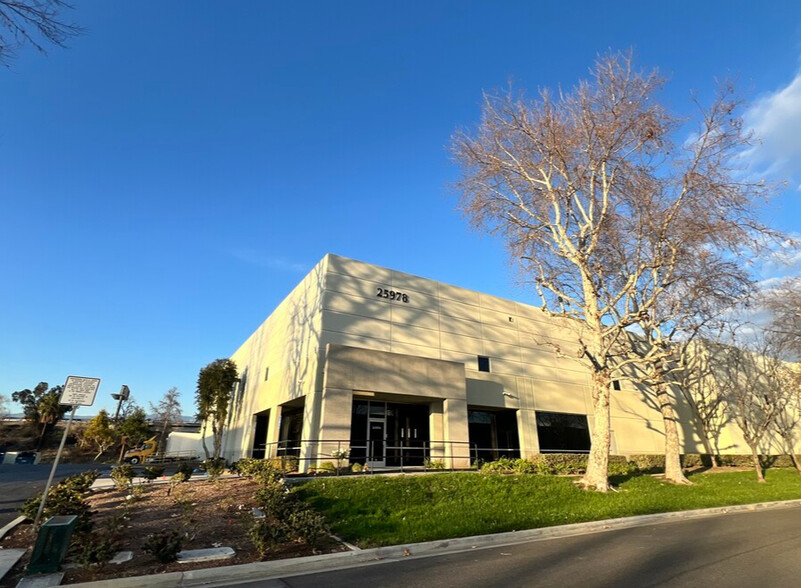 Primary Photo Of 25978 Business Center Dr, Loma Linda Warehouse For Lease