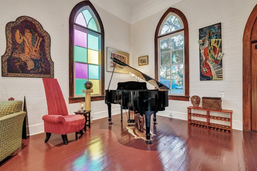 More Photos Of 2716 Mechanics Ave, Savannah Religious Facility For Sale