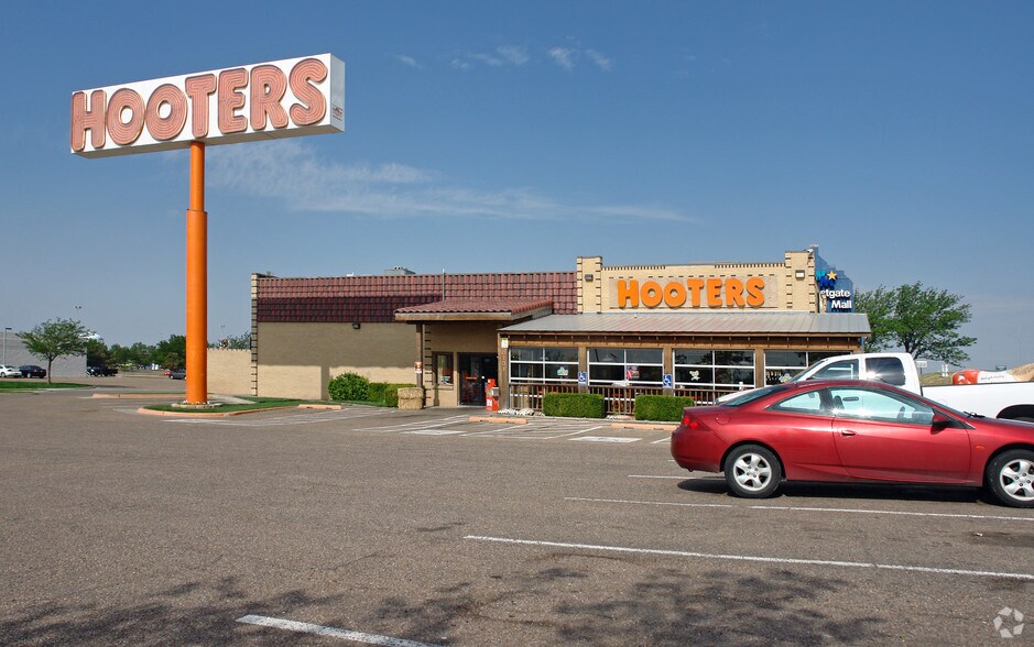 Primary Photo Of 8101 W I-40, Amarillo Restaurant For Lease