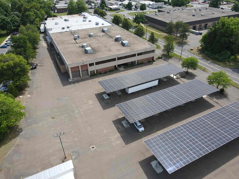 More Photos Of 8 Nutmeg Rd S, South Windsor Light Manufacturing For Lease