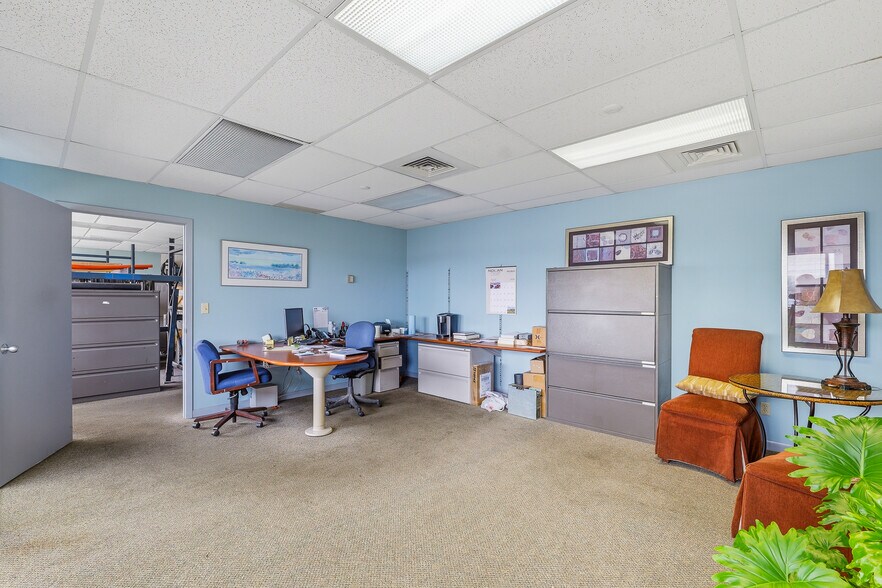 More Photos Of 100 Creative Way, Ripon Manufacturing For Sale