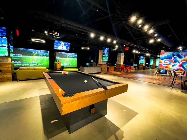 More Photos Of 1 PPG Pl, Pittsburgh Unknown For Lease