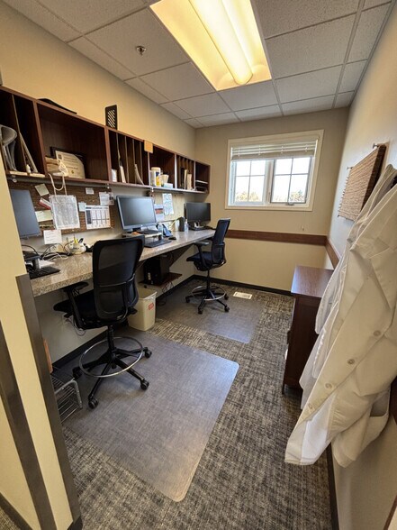 More Photos Of 1195 Wilson Ave NW, Grand Rapids Medical For Lease