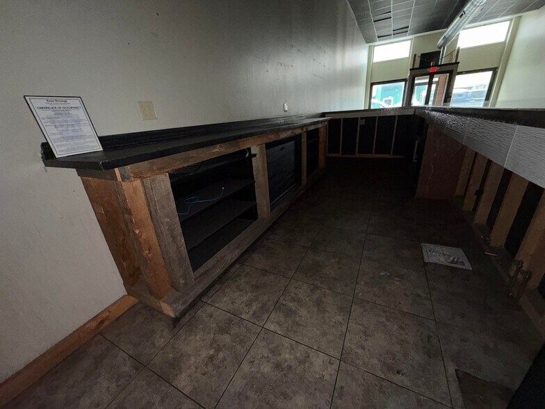 More Photos Of 103 N Fraley St, Kane Restaurant For Sale