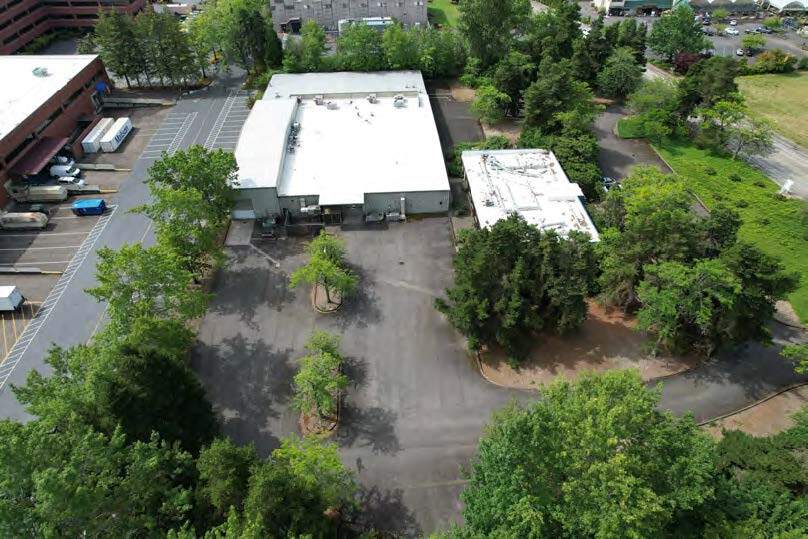 More Photos Of 27676 SW Parkway Ave, Wilsonville Manufacturing For Sale