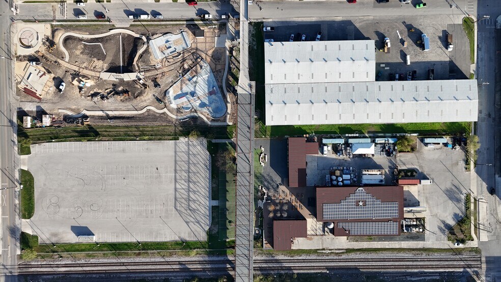 More Photos Of 415 Burnet St, San Antonio Manufacturing For Sale