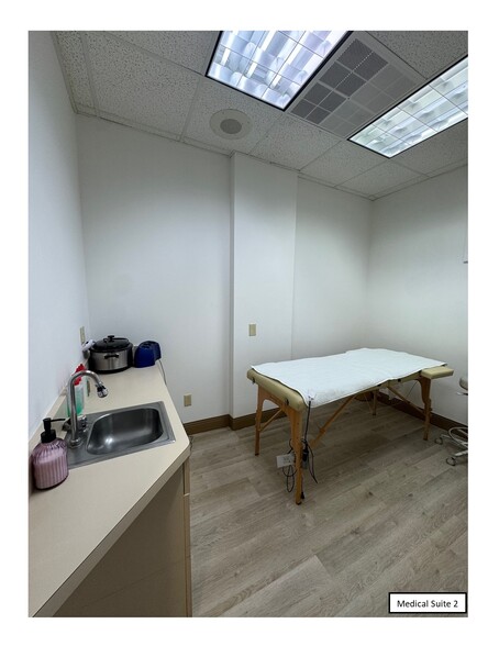 More Photos Of 160 S Livingston Ave, Livingston Office For Lease