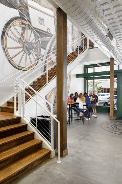 More Photos Of 215 Trade St, Greer Storefront Retail Office For Lease