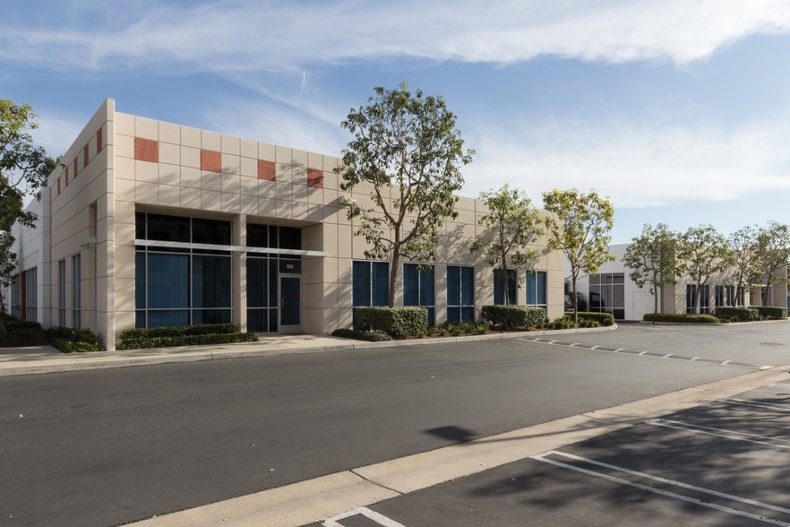 More Photos Of 20984 Bake Pky, Lake Forest Warehouse For Sale
