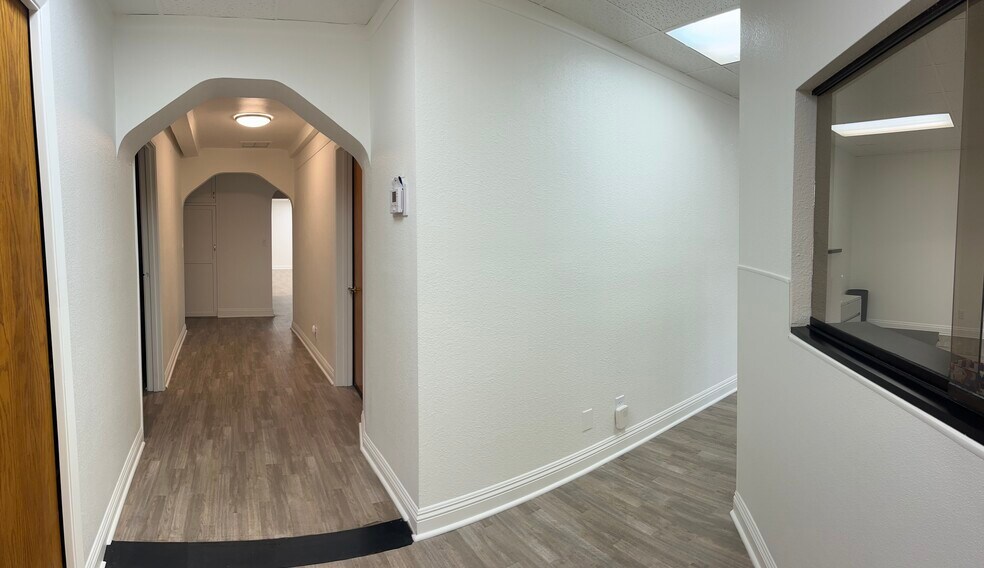More Photos Of 1654 E 4th St, Santa Ana Medical For Sale