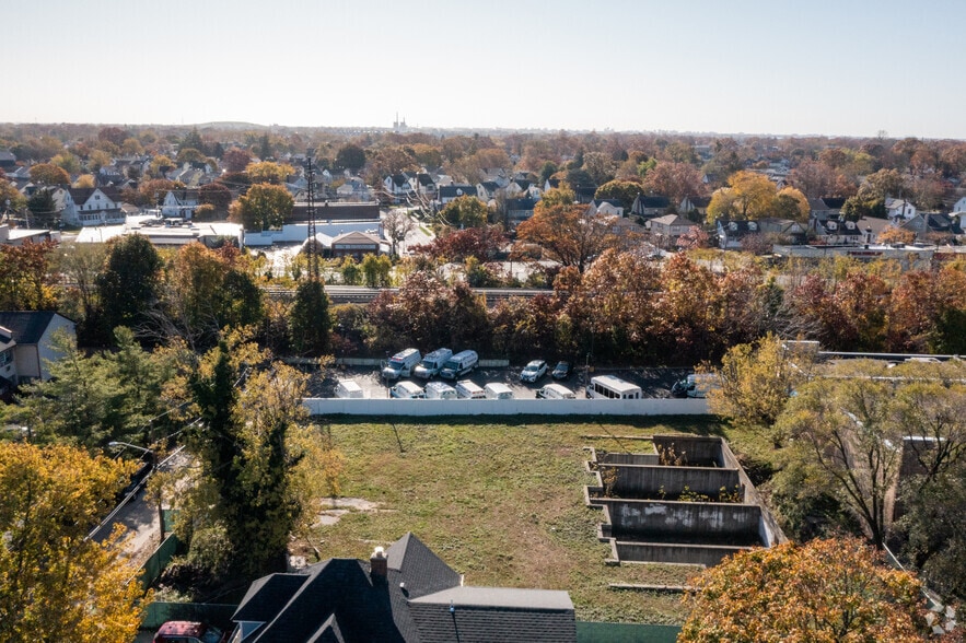More Photos Of 33 Park Pl, Lynbrook Land For Sale