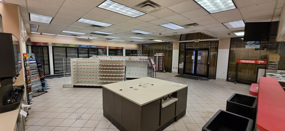 More Photos Of 237 King St, Northampton Service Station For Sale