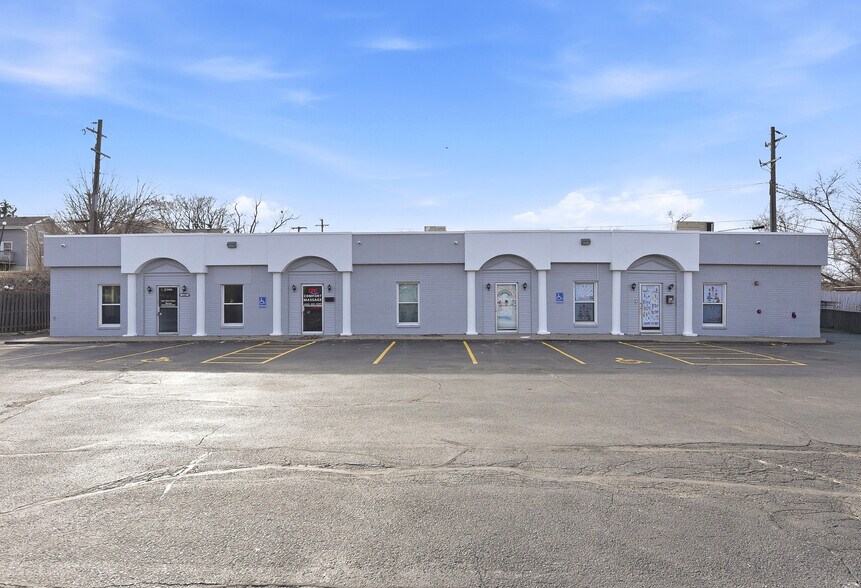 More Photos Of 2506-2510 N 72nd St, Omaha Daycare Center For Lease