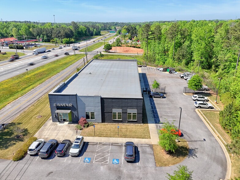 More Photos Of 241 Collins Industrial Blvd, Athens Light Distribution For Sale