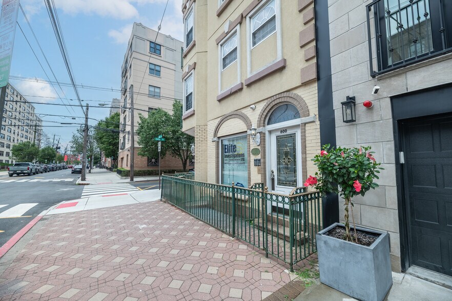 More Photos Of 600 Grand St, Hoboken Office Residential For Sale
