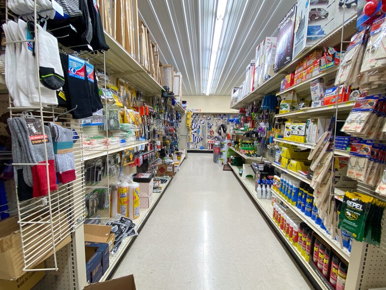 More Photos Of 25817 State Hwy 64, Pittsburg Supermarket For Sale