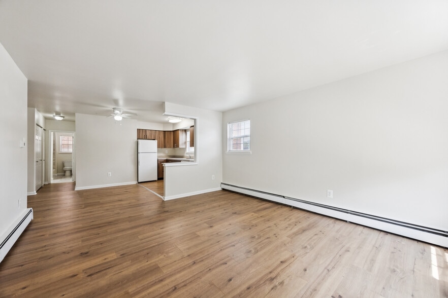 More Photos Of 17 E Maple Ave, Merchantville Apartments For Sale