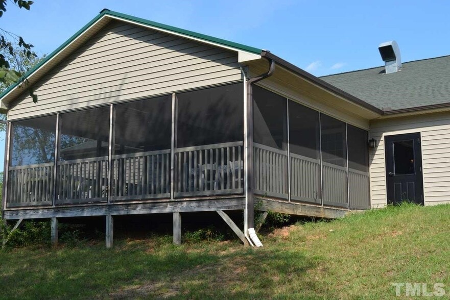More Photos Of 3870 Bethania Station Rd, Winston-Salem Flex For Sale