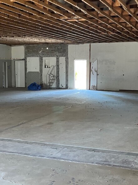 More Photos Of 2810 N 7th Ave, Phoenix Storefront For Lease