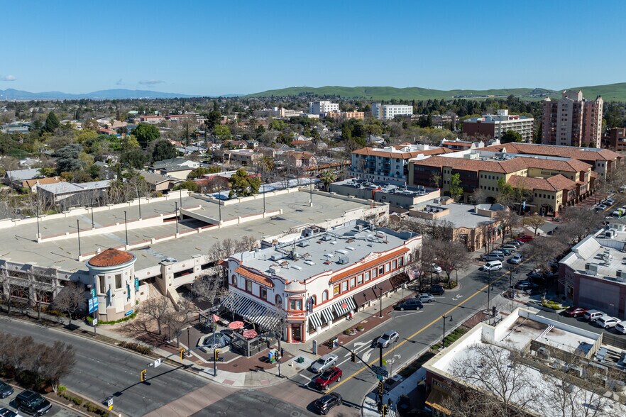 More Photos Of 2001 Salvio St, Concord Storefront Retail Office For Sale