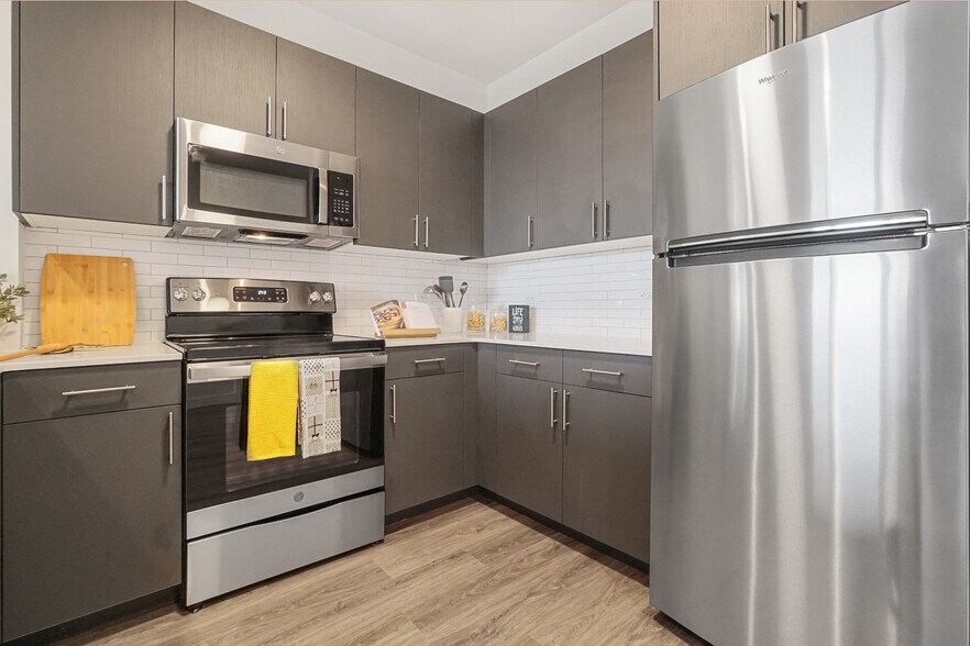 More Photos Of 150 Main St, Hackensack Apartments For Lease