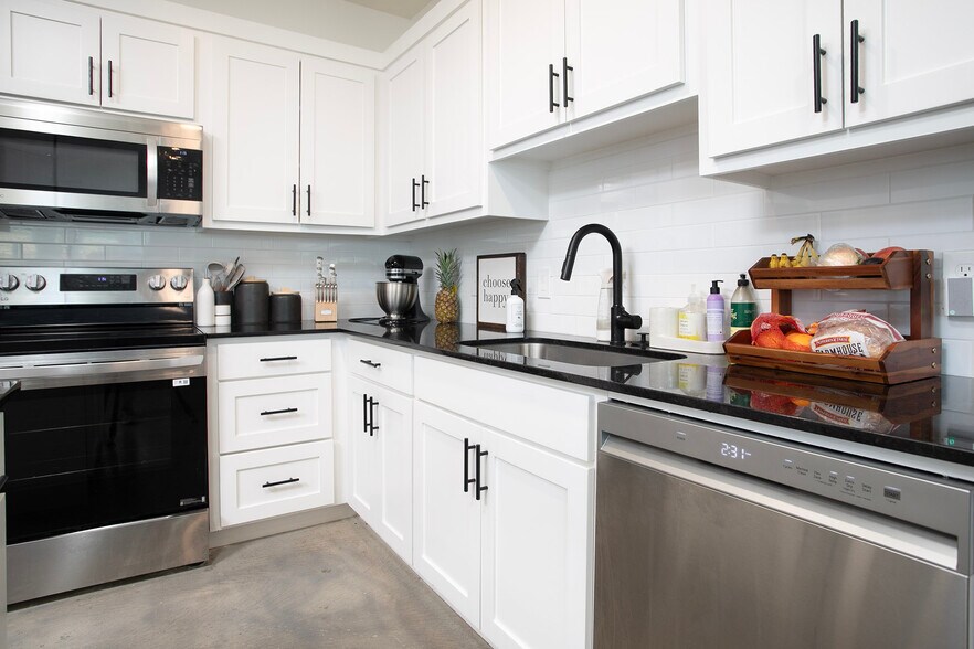 More Photos Of 18747 FM 2493, Flint Apartments For Sale