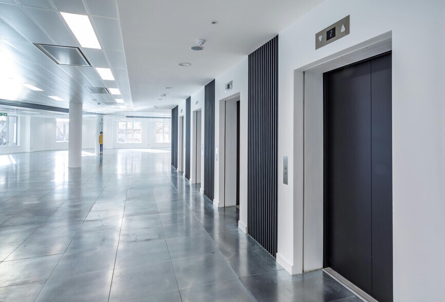More Photos Of 1 Kingsway, London Office For Lease