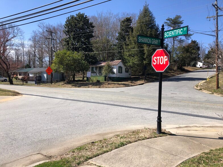 More Photos Of 304 N Scientific St, Jamestown Land For Sale