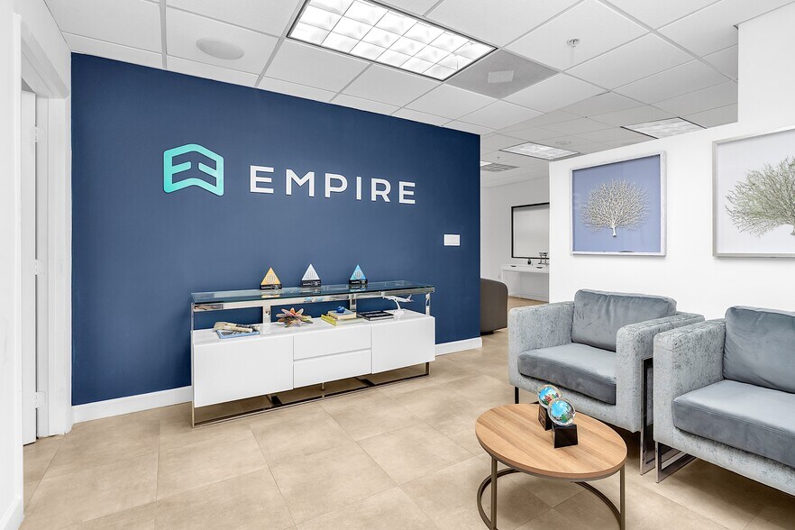 More Photos Of 1110 Brickell Ave, Miami Office For Lease