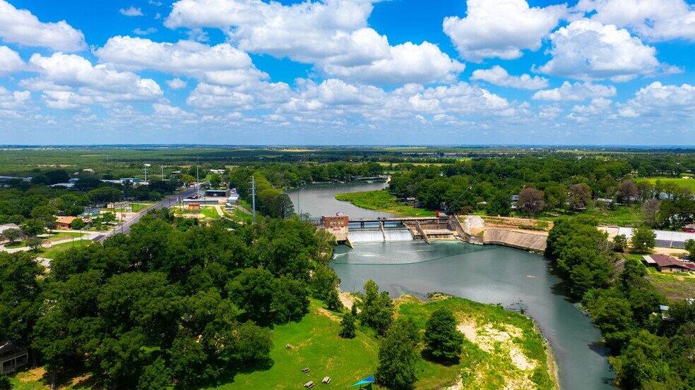 More Photos Of 7201 FM725, McQueeney Land For Sale