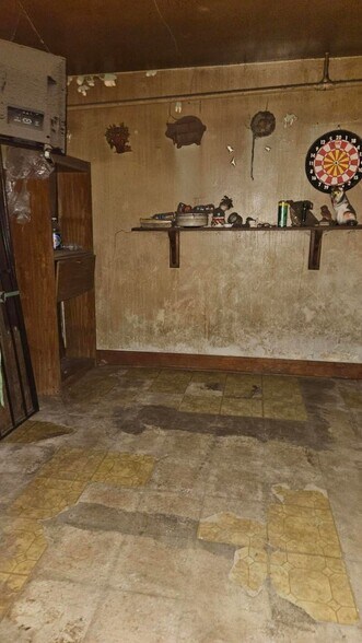 More Photos Of 3253 Minnesota St, Gary Apartments For Sale