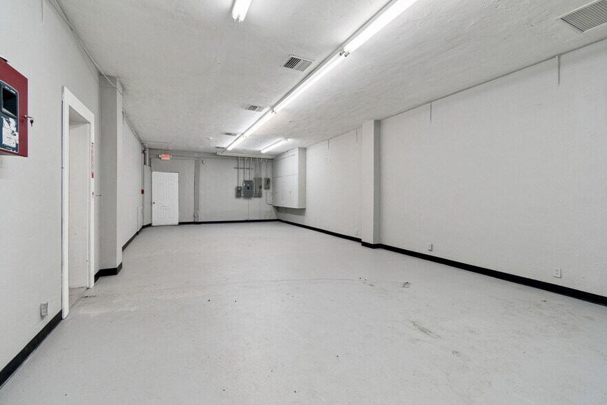 More Photos Of 715 McDuff Ave, Jacksonville Storefront Retail Residential For Sale