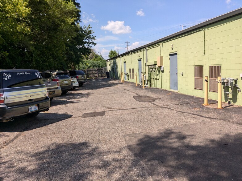 More Photos Of 2375 Cedar St, Holt Unknown For Lease