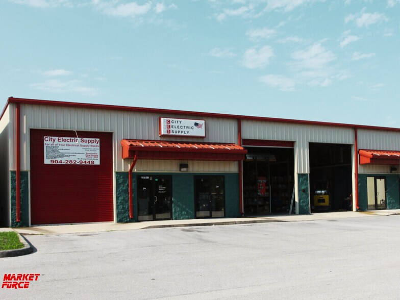 More Photos Of 2070 Palmetto St, Middleburg Light Distribution For Lease