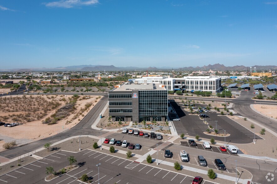 More Photos Of 1600 E Idea Ln, Tucson Office For Lease