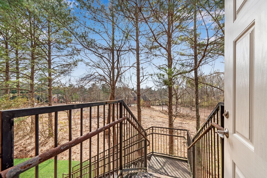 More Photos Of 3475 Dallas Hwy, Marietta Office For Lease