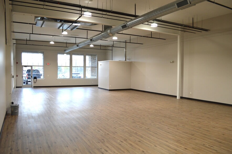 More Photos Of 224 Berlin Tpke, Berlin Restaurant For Lease